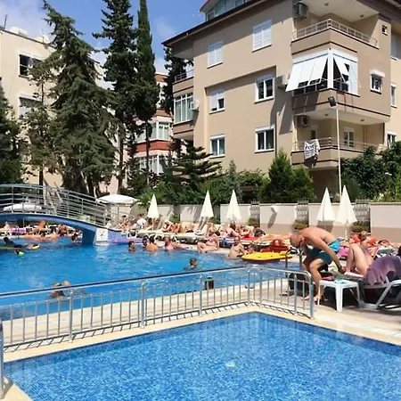 Elite Orkide شقة